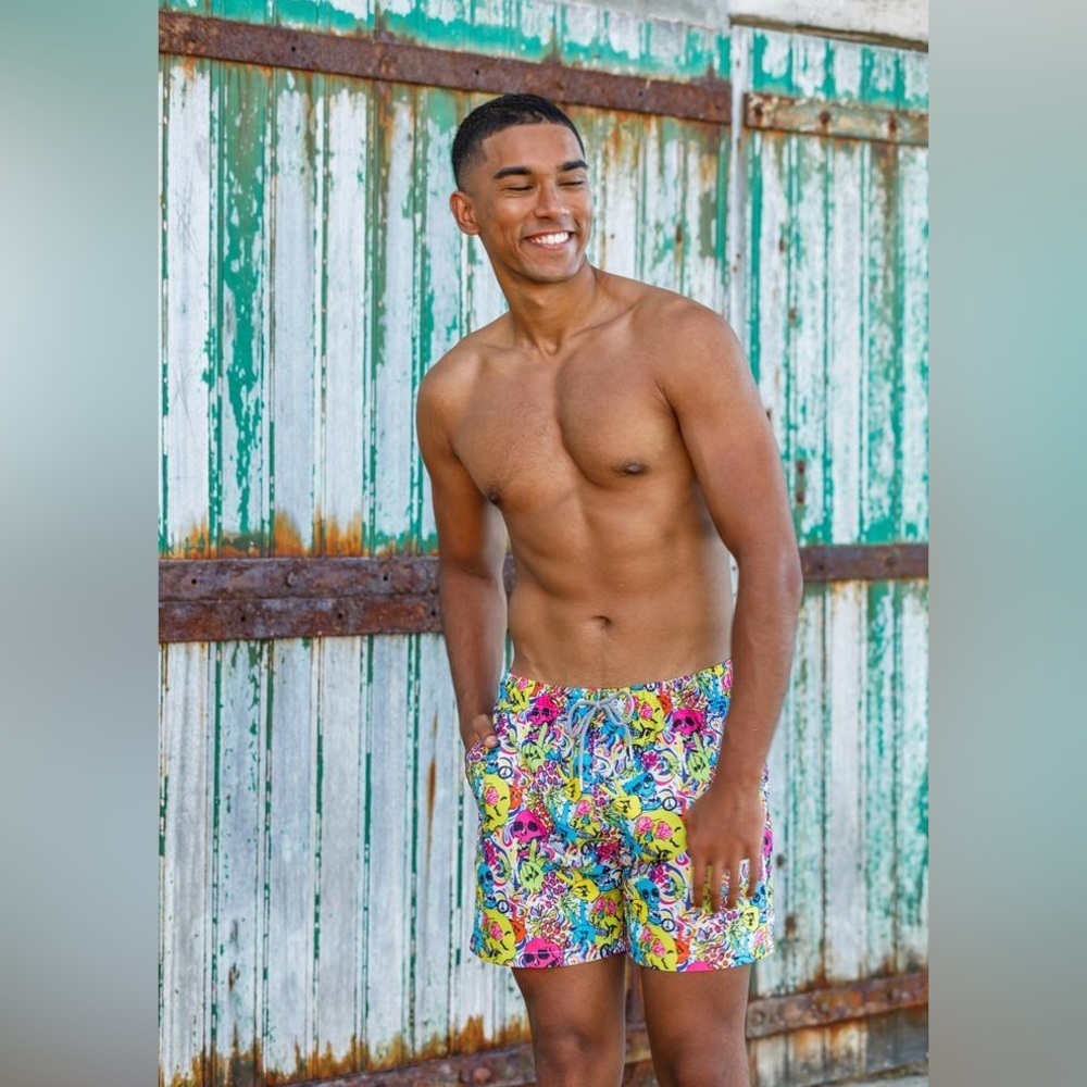 Men’s Boardies Skull Grillz Swim Trunks, Size Medium